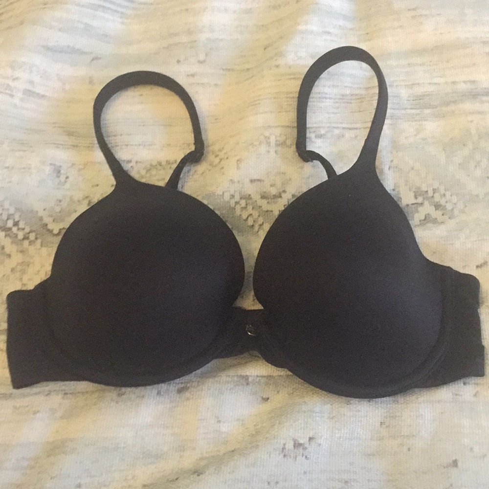 Victoria's Secret lined perfect coverage bra